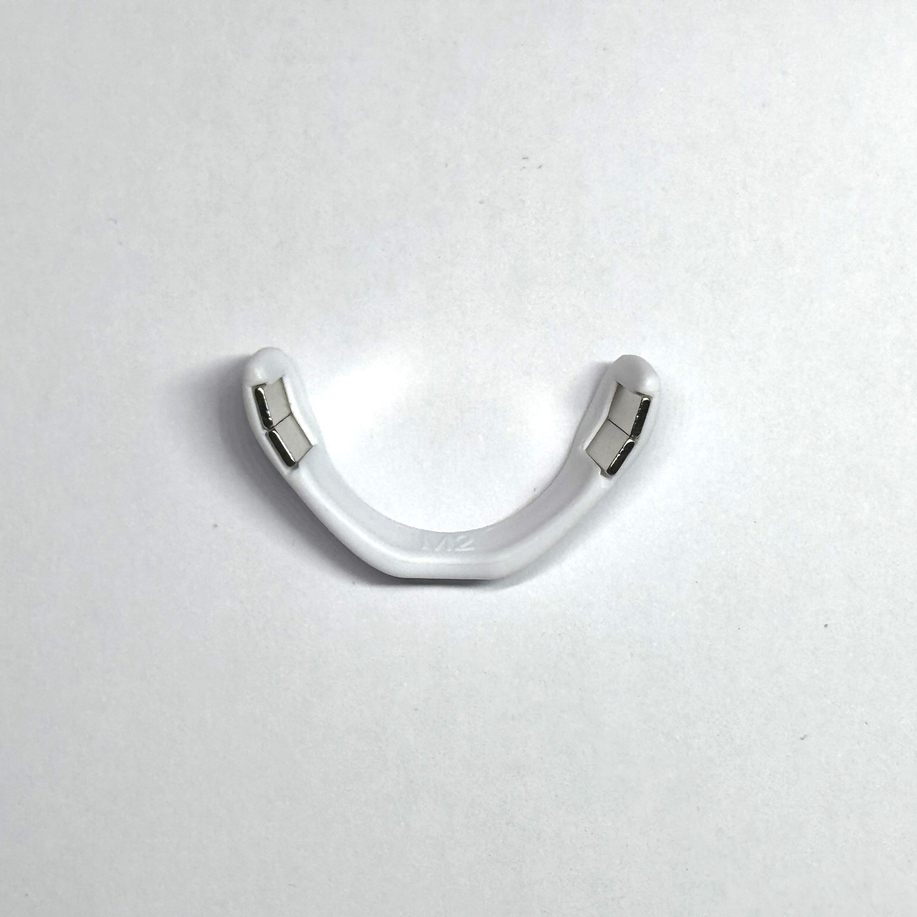 Magnetic Nosestrip
